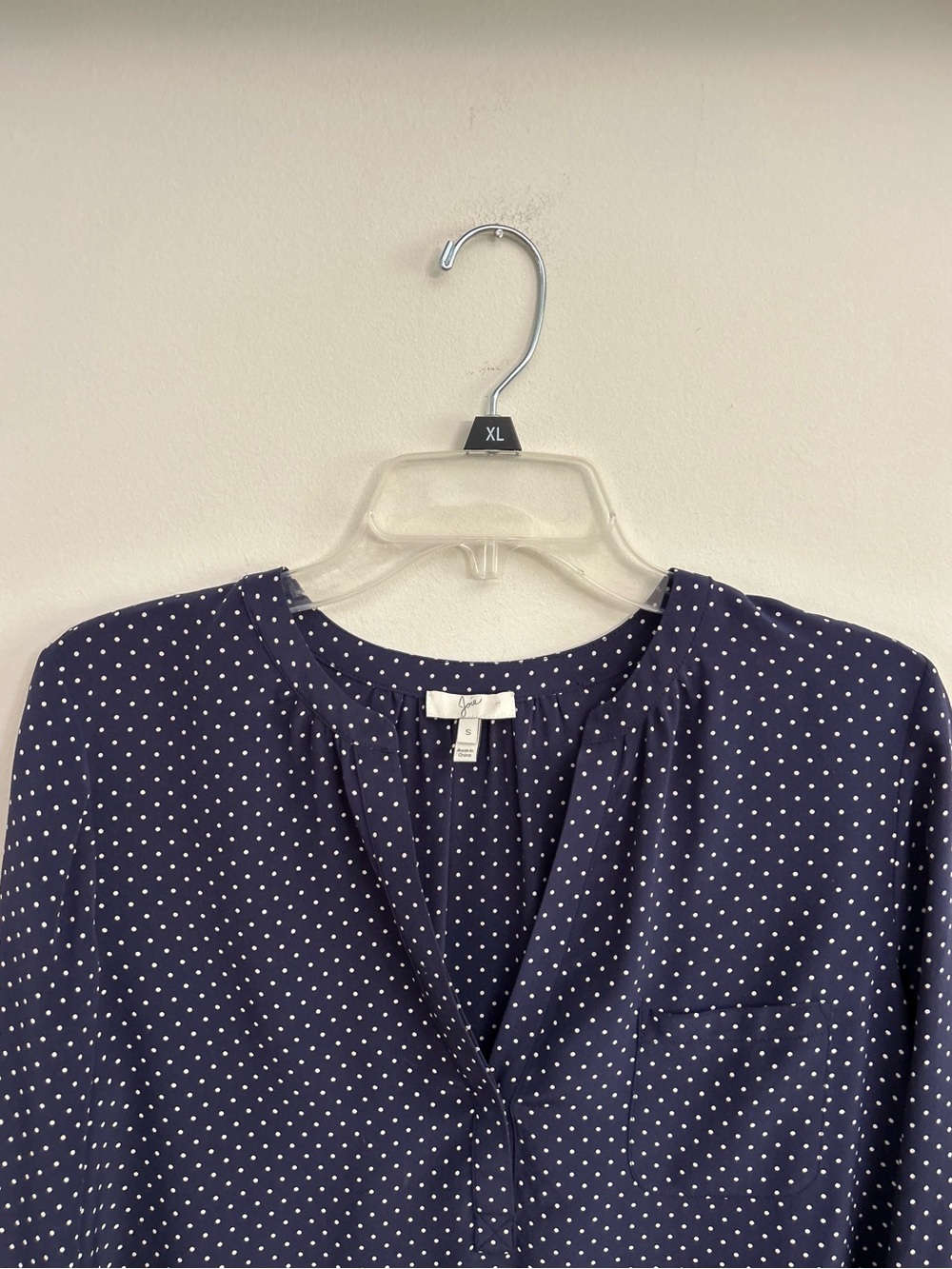 Joie Polka Dot Silk Blouse Navy Blue White V-Neck Long Sleeve Size Small - Picture 2 of 10